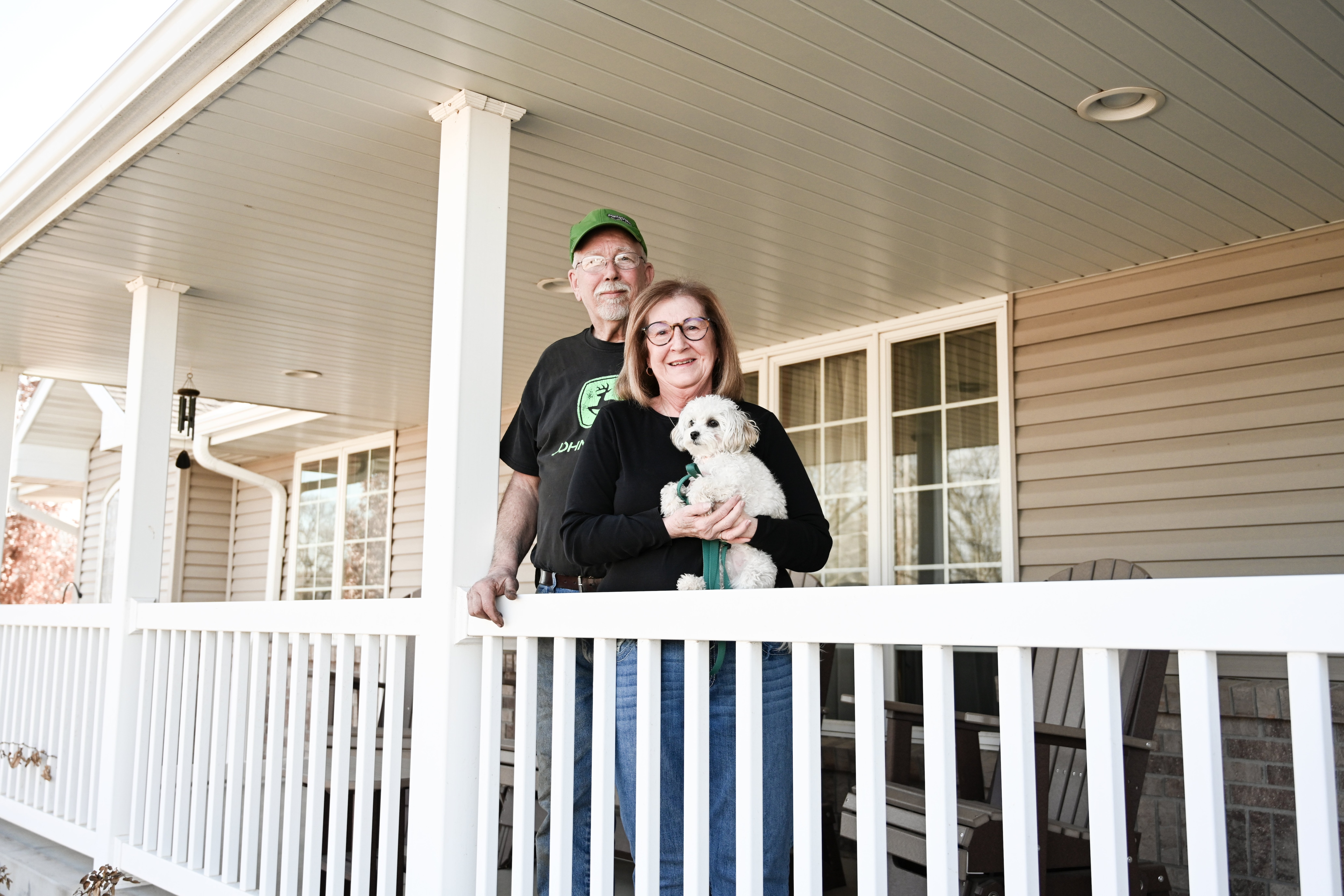 Orthopedic patient enjoying time with family after a successful knee replacement surgery